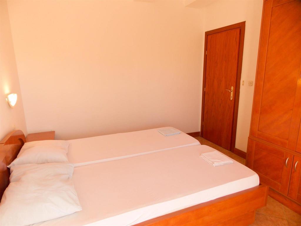 Apartments Frane (Adults Only) Novaglia Camera foto